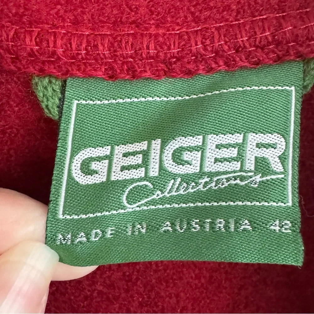 Geiger Australia Boiled Wool Red and Tan Women's Jacket size Medium